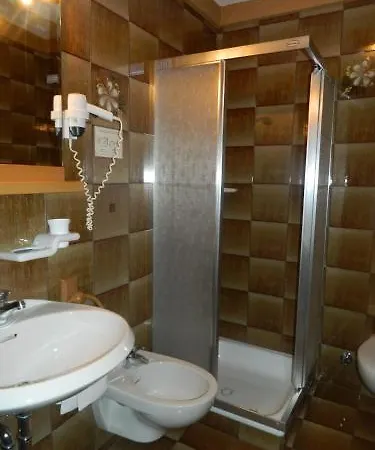 Hotel Post Ristorante Tyrol Moena