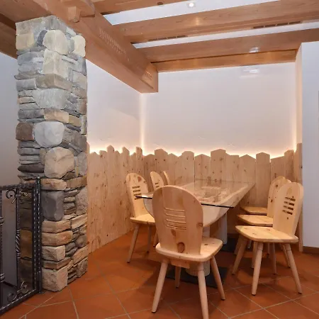 Post Ristorante Tyrol 3* Moena