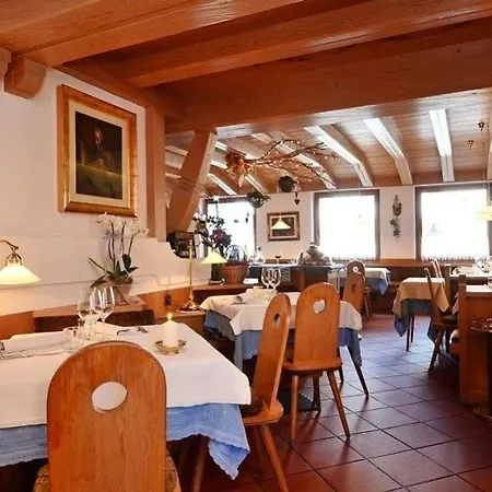 Post Ristorante Tyrol Hotel Moena