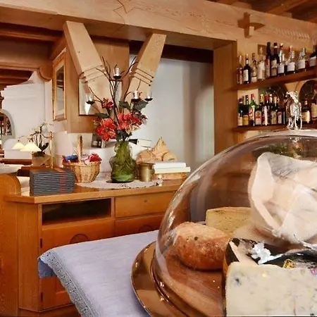 Hotel Post Ristorante Tyrol