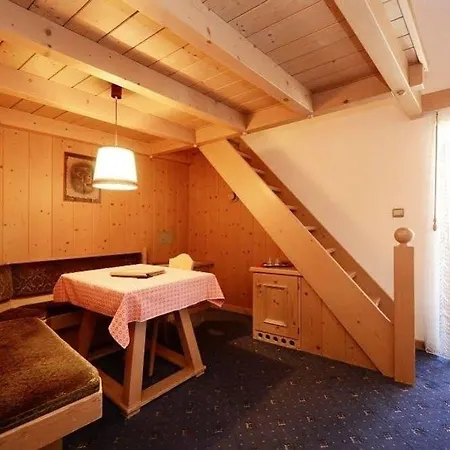 Post Ristorante Tyrol 3* Moena